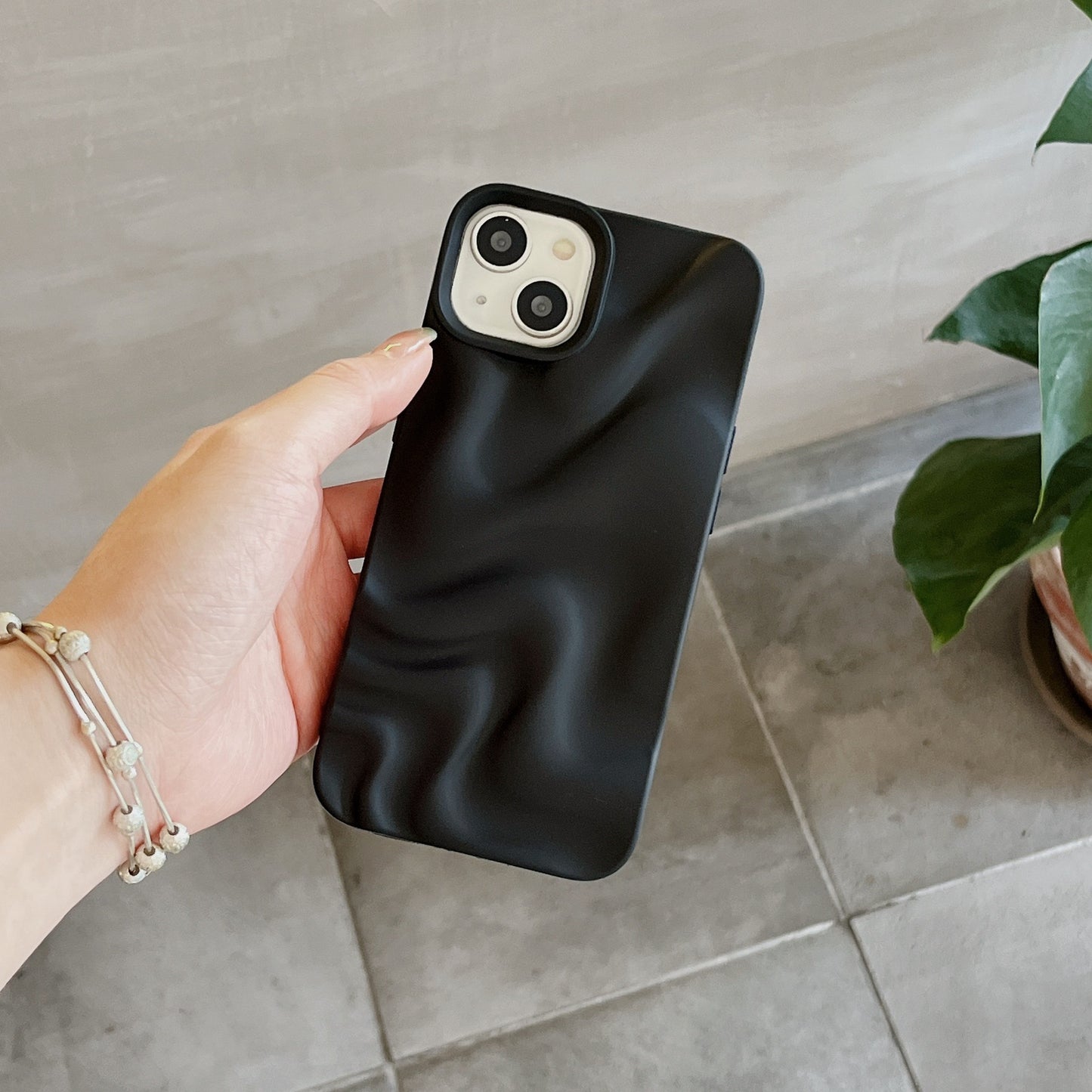 Pleated Water Ripple Solid Color Electroplated Drop-resistant Soft Shell